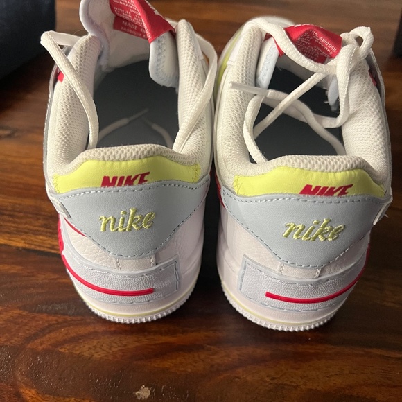 2023 Women Air Force 1 Shadow White Blue Tint Fireberry - Size 7 - Picture 2 of 6